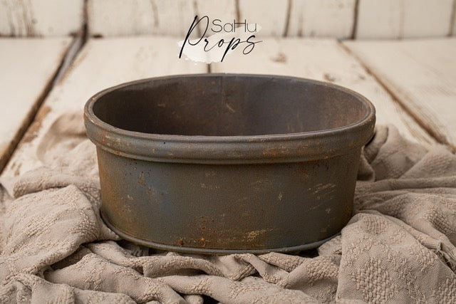 Green metal tray