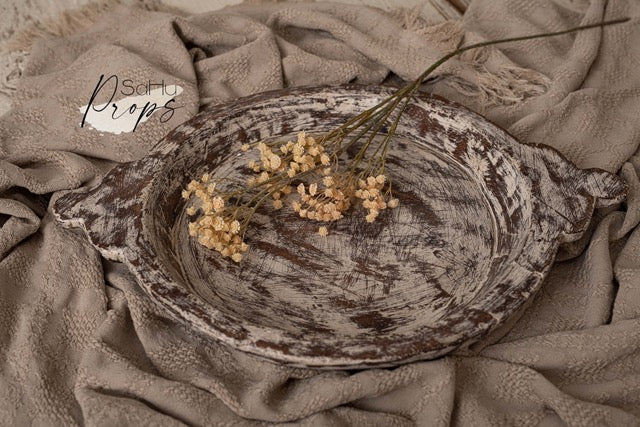 Whitewashed platter