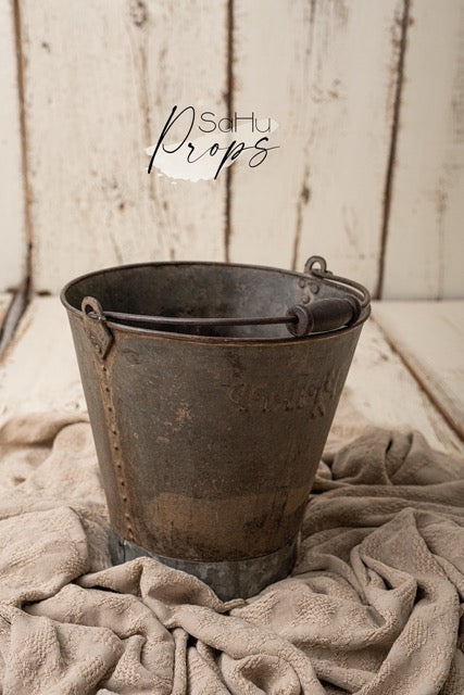 Iron bucket