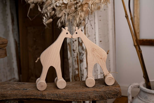 WOODEN GIRAFFE