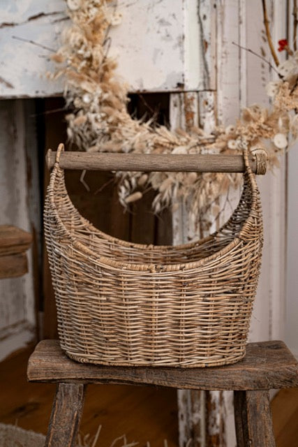 COZY WILLOW BASKET