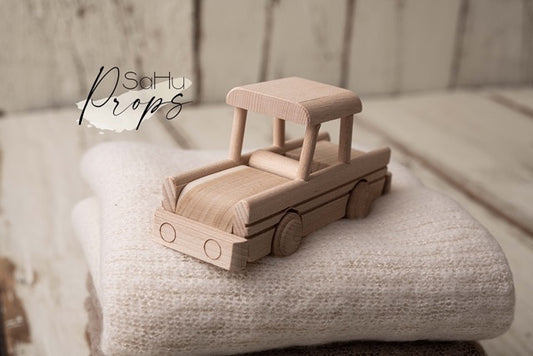 WOODEN TRABI
